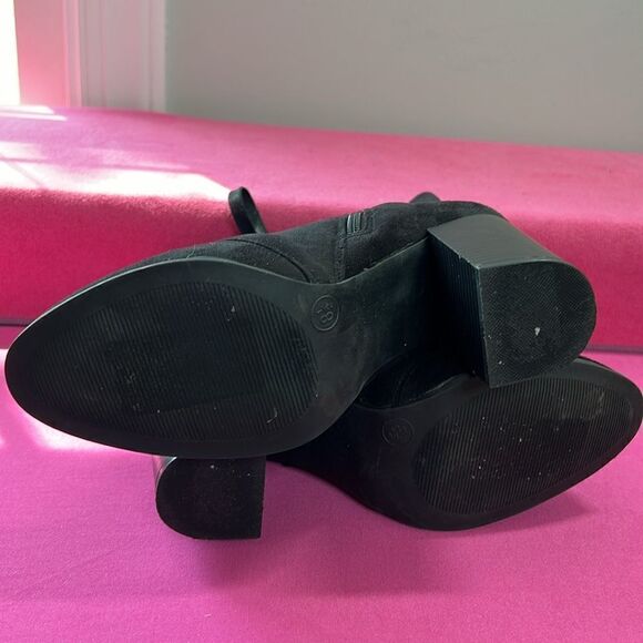 A+ Target Lace Up with Inside Zip 8.5 - Picture 6 of 9